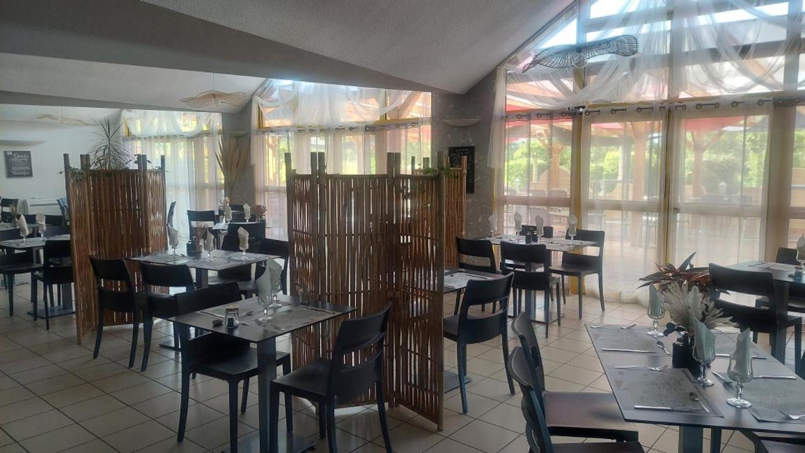 Logis Hotel Restaurant Le Clos Saint Loup Bram 외부 사진